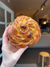 Load image into Gallery viewer, Notting Hill Bakery Tour
