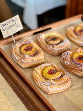 Load image into Gallery viewer, Notting Hill Bakery Tour
